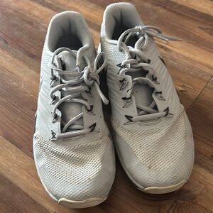 Men's Gray Athletic Shoes